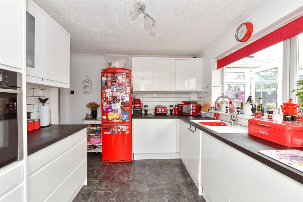 Additional image 3 of Parham Close, Littlehampton, West Sussex