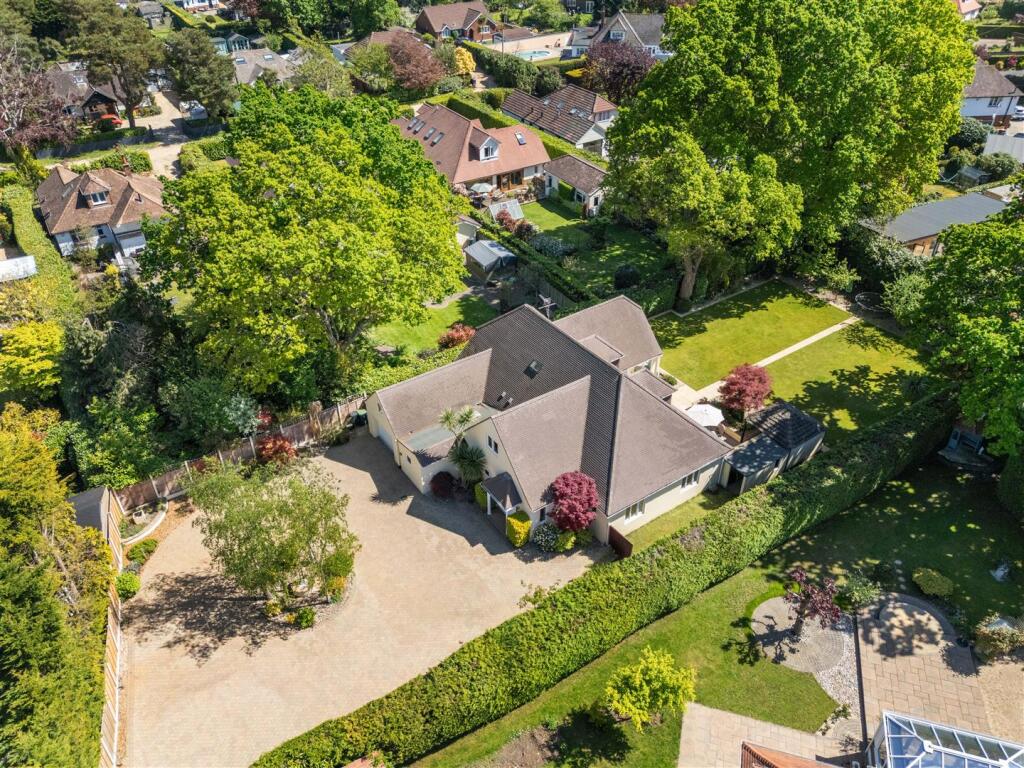 Additional image 17 of Crescent Walk, West Parley, Ferndown