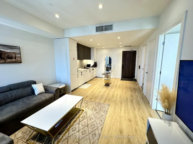 Additional image 8 of 741 King St Unit 1306