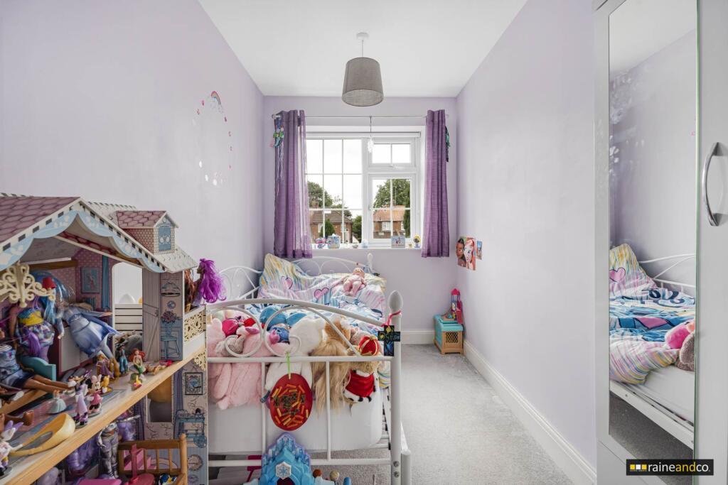 Additional image 10 of Heathcote Avenue, Hertfordshire