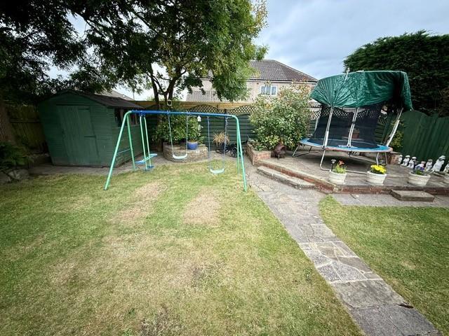 Additional image 25 of Willow Crescent, Wrose