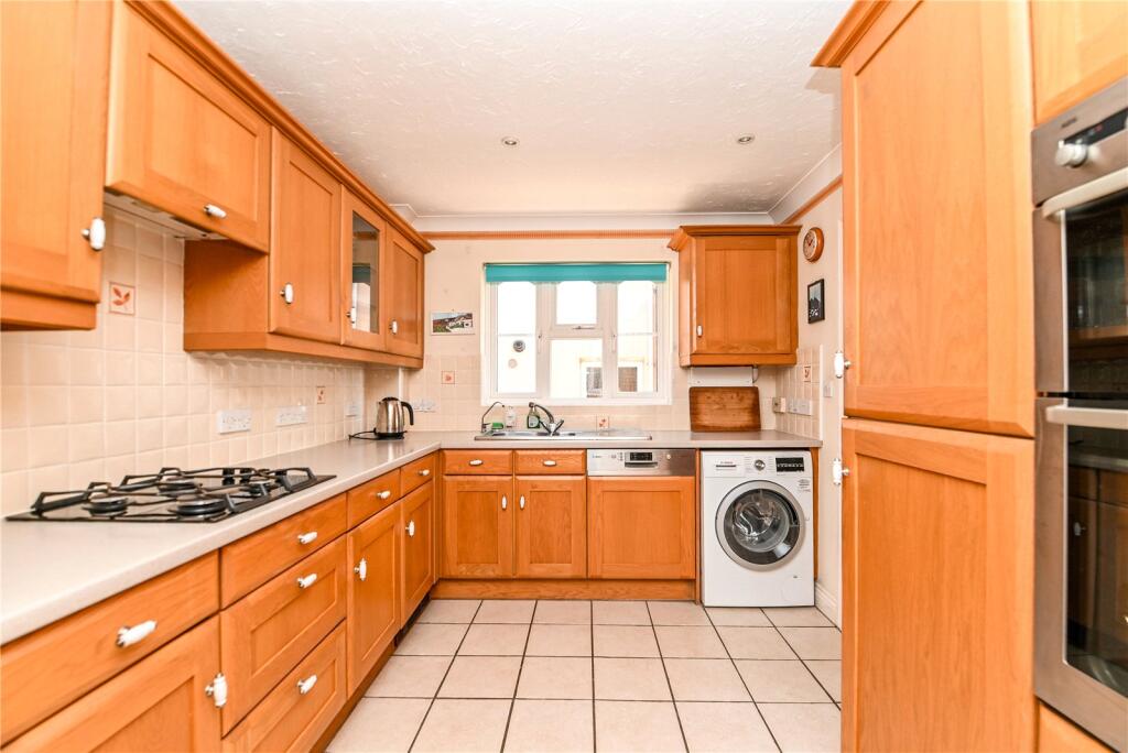 Additional image 8 of Seascape, 50-52 Marine Drive East, Barton on Sea, Hampshire, BH25