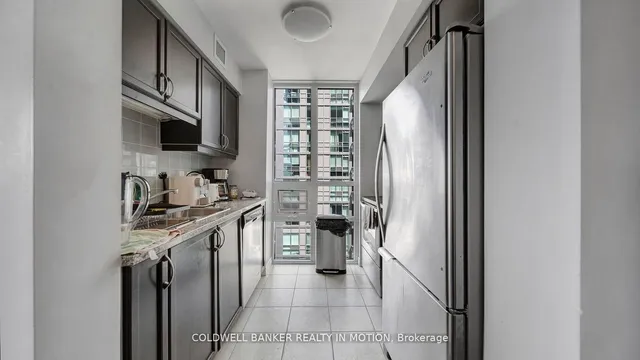 Additional image 20 of 25 Lower Simcoe St Unit 918