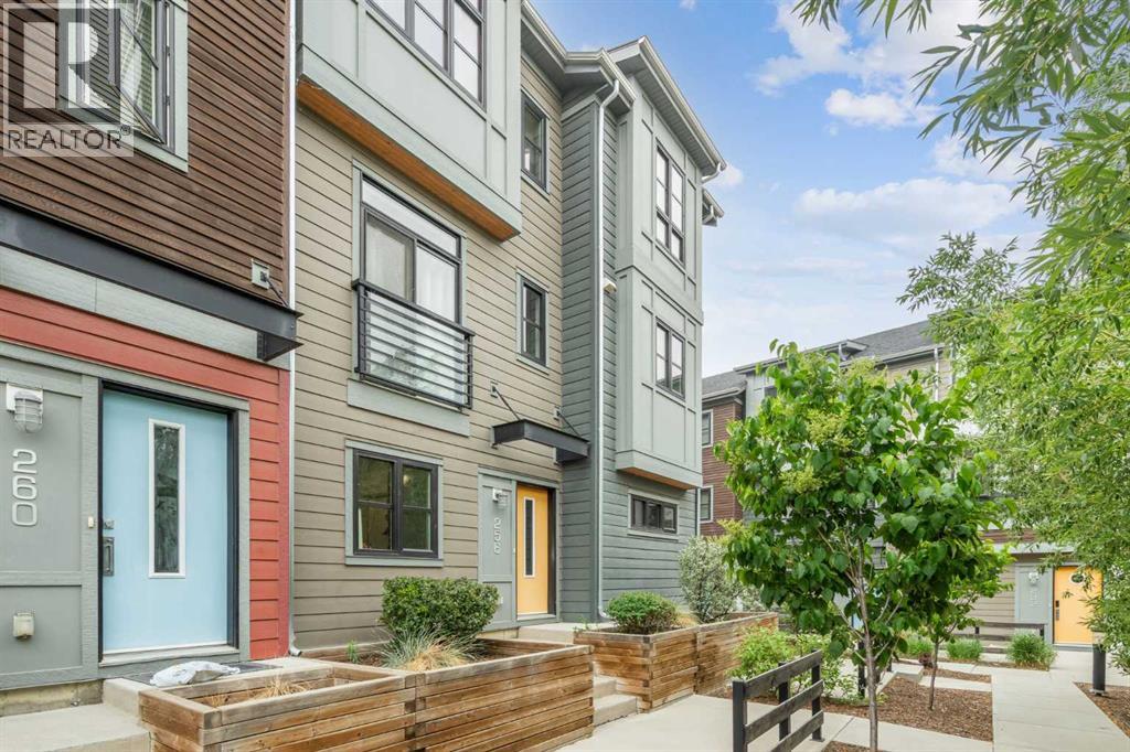 256 Walden Path SE|Calgary, Alberta T2X4C4