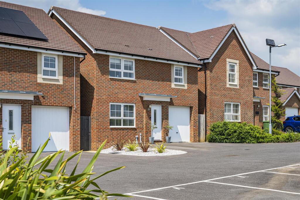 Additional image 11 of Linnet Crescent, Peacehaven