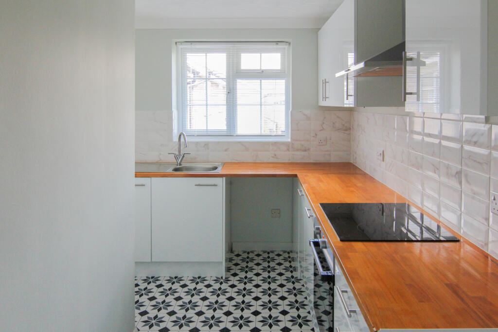 Additional image 9 of Rownhams Road, Bournemouth, BH8