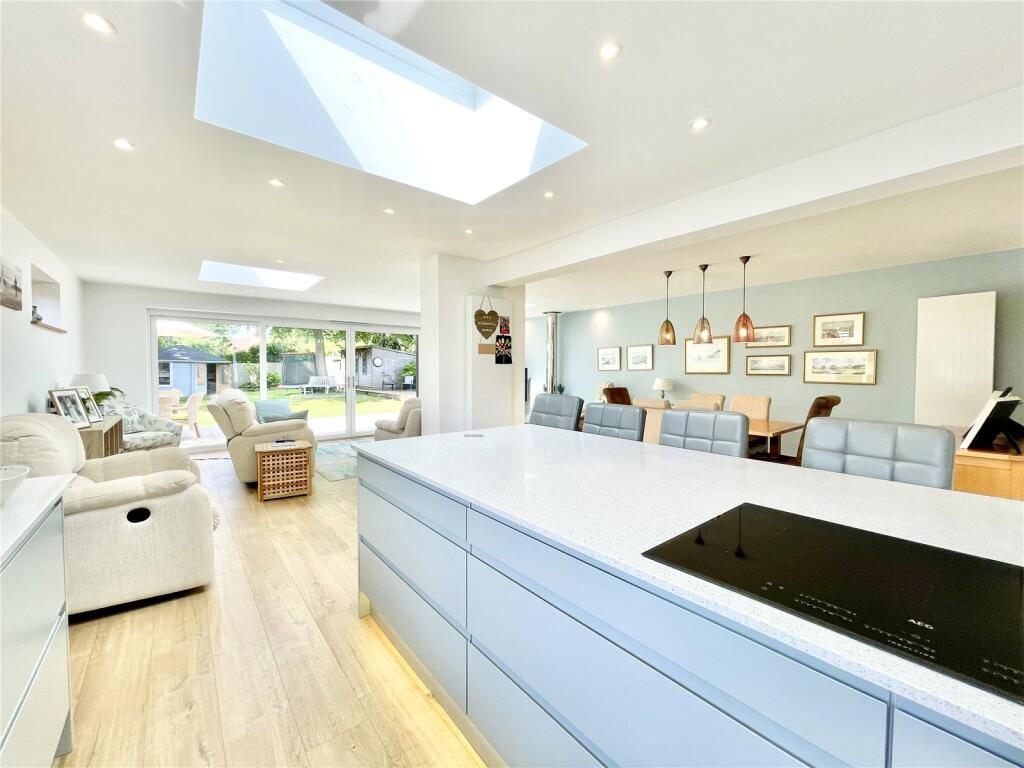 Additional image 6 of Shepherd Close, Highcliffe On Sea, Christchurch, Dorset, BH23