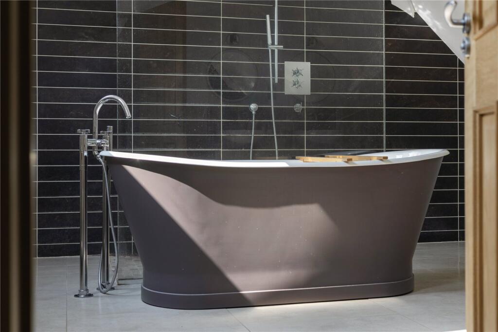 Additional image 21 of The Uplands, Harpenden, Hertfordshire, AL5