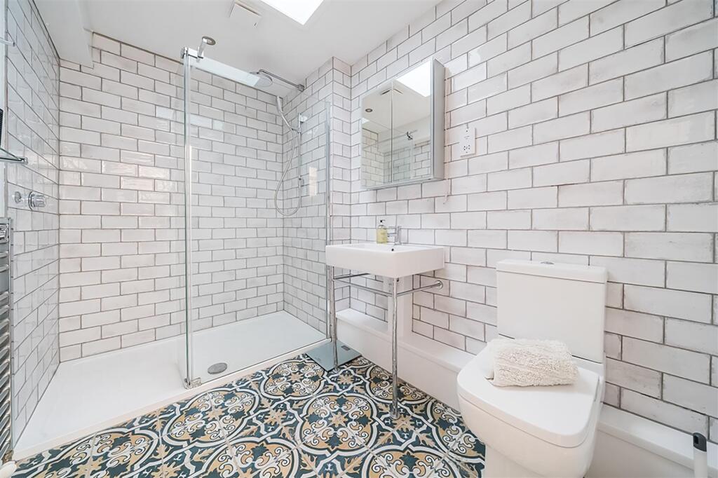 Additional image 11 of London Road, Arundel