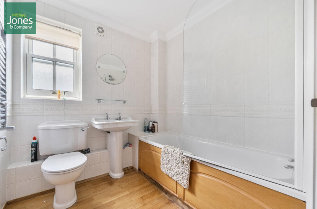 Additional image 4 of Gratwicke Road, Worthing, West Sussex, BN11