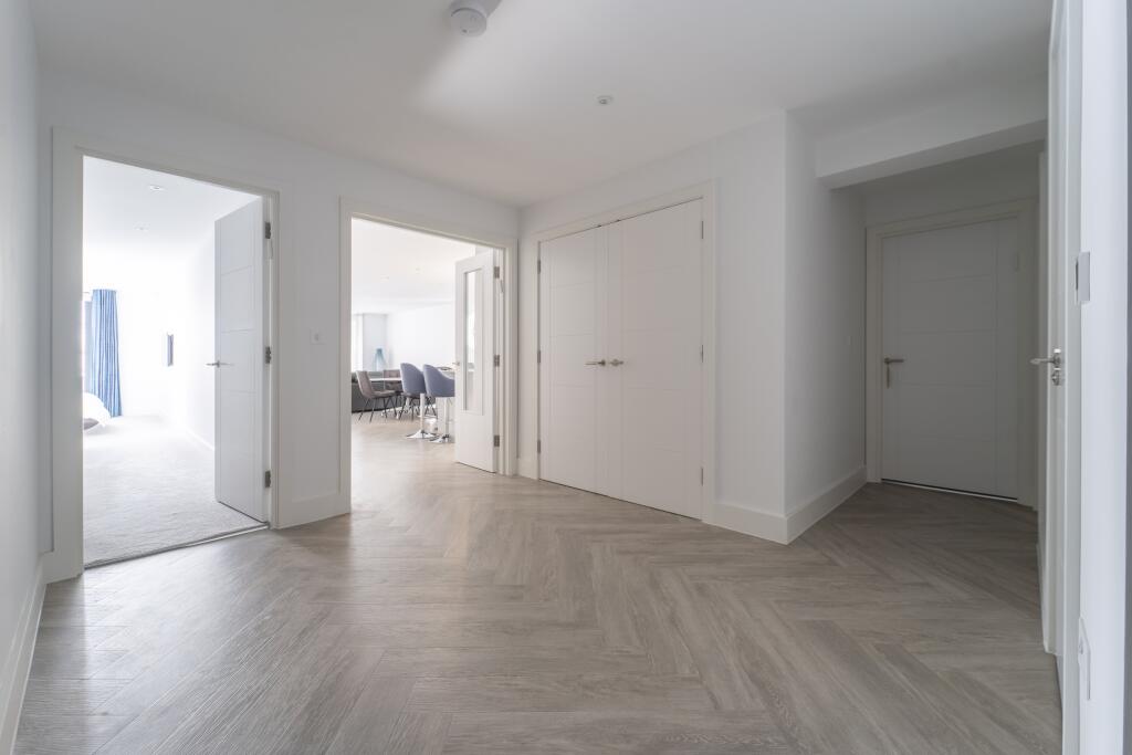 Additional image 8 of East Overcliff Drive, Bournemouth,