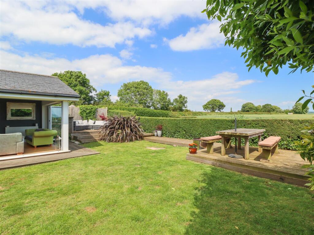 Additional image 21 of Chyngton Lane North, Seaford