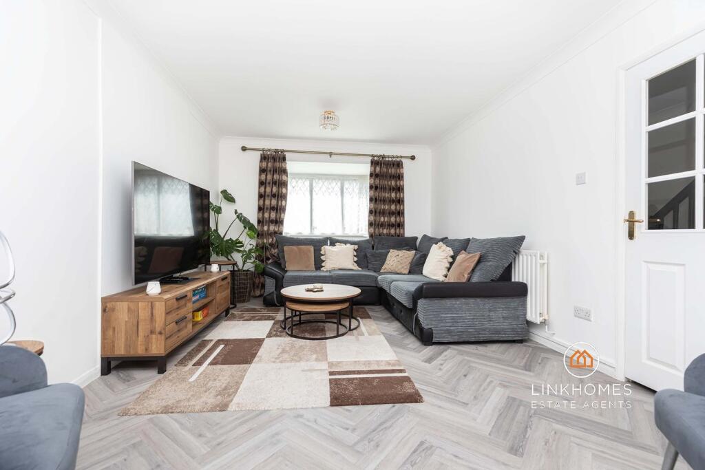 Additional image 2 of Willwood Close, Poole, BH17