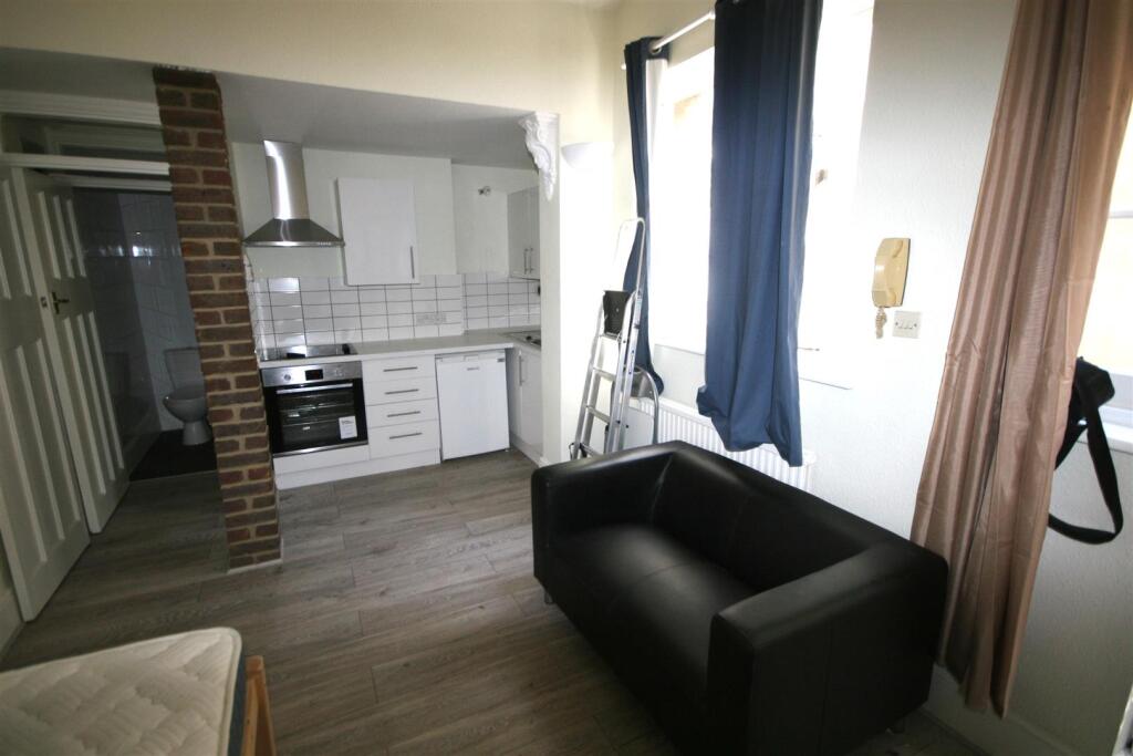 Additional image 2 of Cobden Road, Brighton