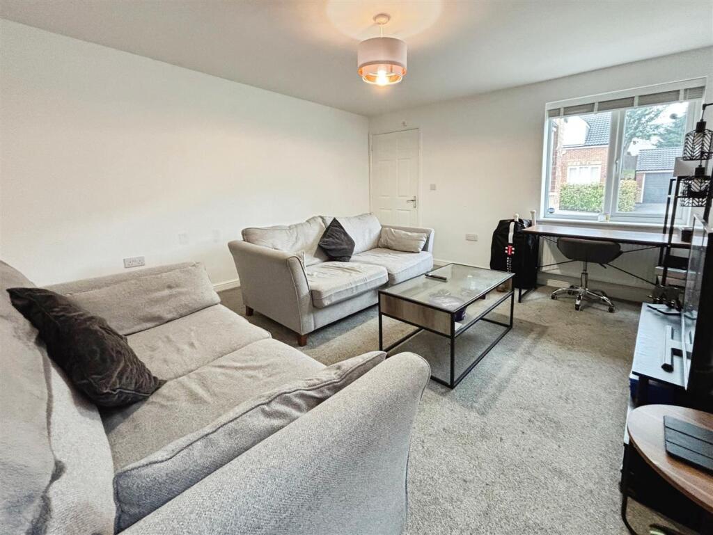Additional image 4 of Blackthorne Close, Bradford, BD2 3EQ