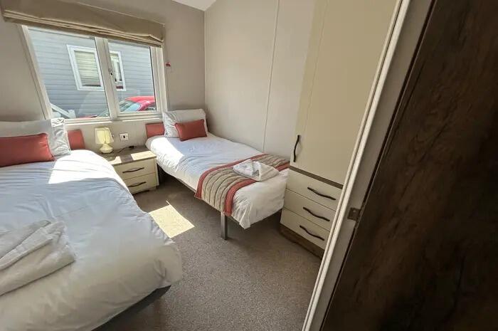 Additional image 9 of Three Bed Willerby Everleigh 2019, Pevensey Bay Holiday Park, Pevensey Bay, Eastbourne, East Sussex, BN24 6DH