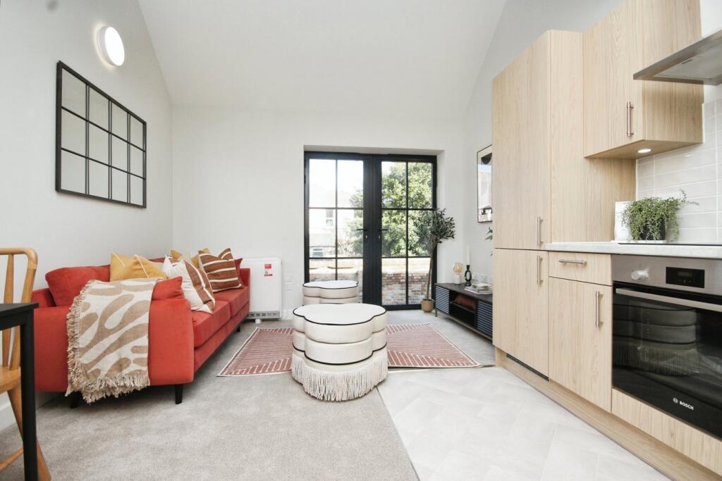 Additional image 2 of 46 R L Stevenson Avenue, Westbourne, BH4