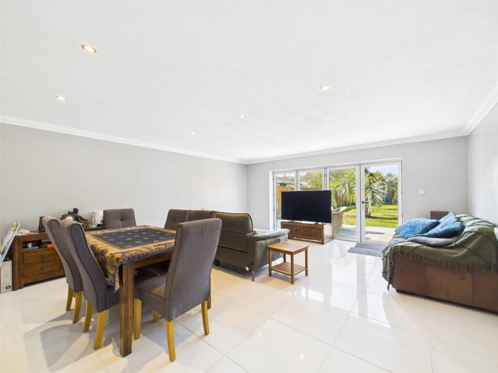 Additional image 6 of Broadway, Hengistbury Head, Bournemouth, Dorset, BH6