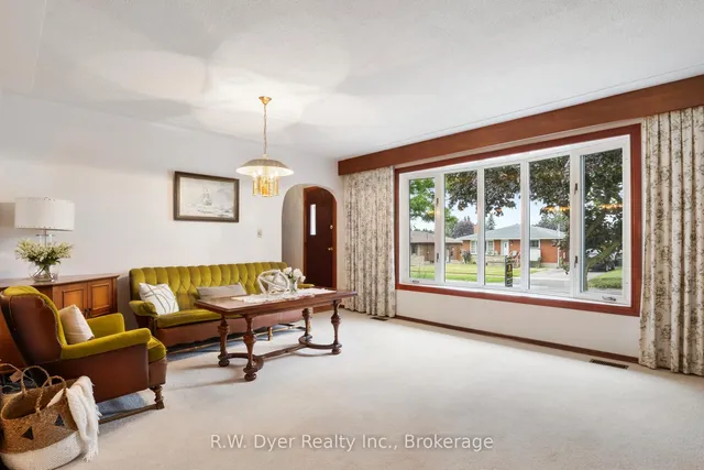 Additional image 9 of 41 Highpark Ave