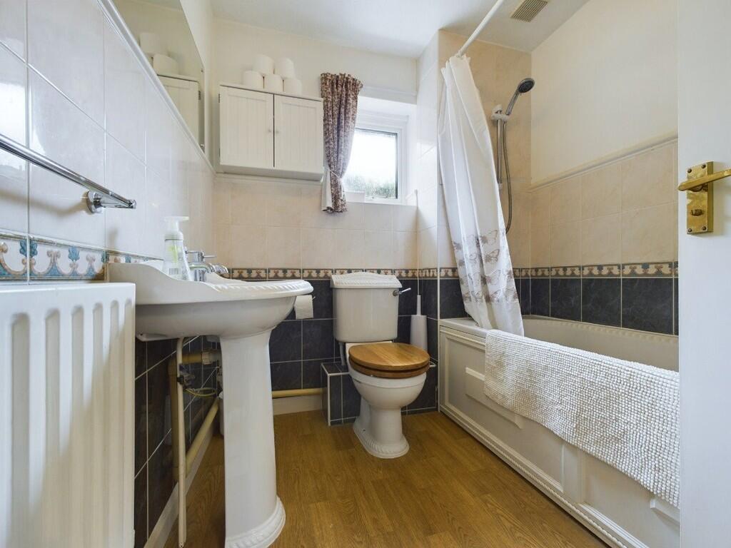 Additional image 15 of Wallace Avenue, Worthing, BN11 5SS