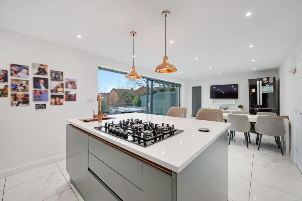 Additional image 4 of Clarendon Gardens, Bromley Cross, Bolton