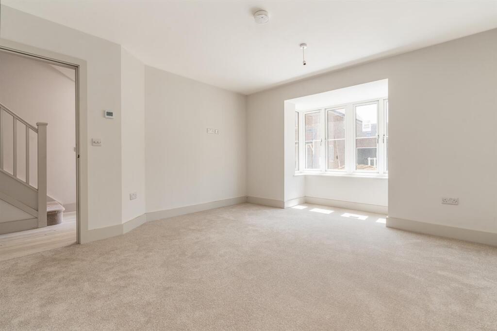 Additional image 2 of 9 Meadow Gate, Angmering