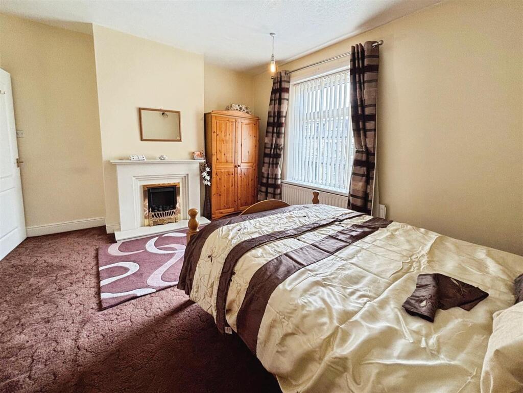 Additional image 8 of Parkside Road, Bradford, BD5 8PG