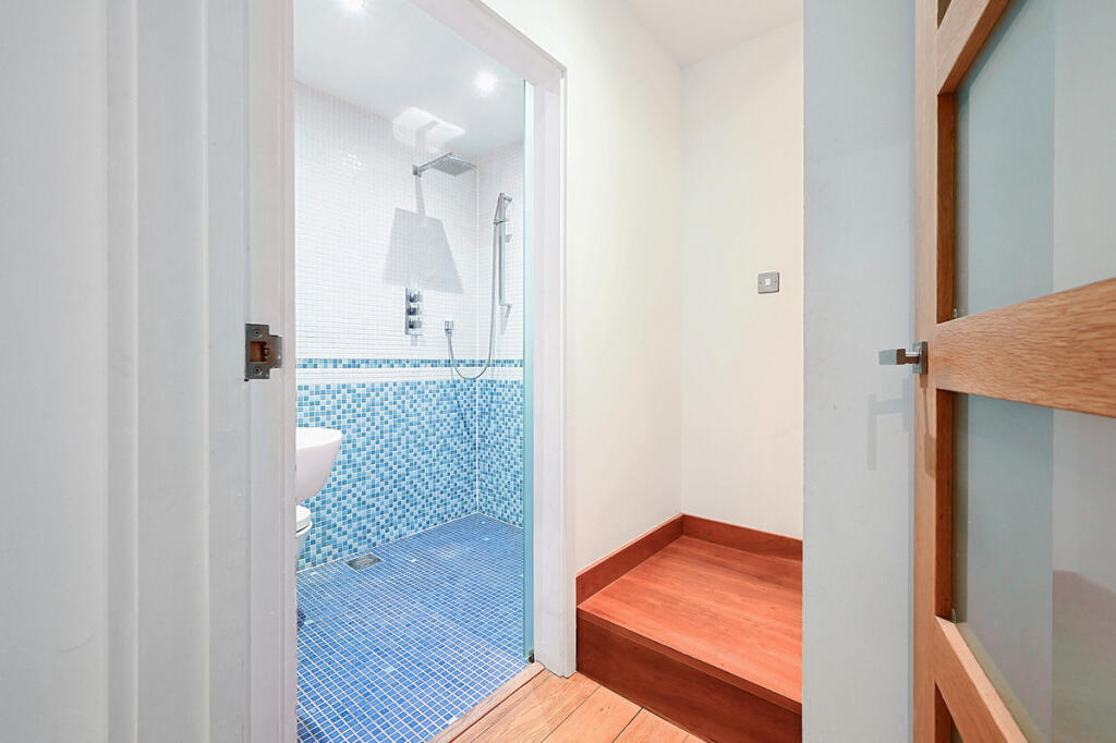 Additional image 3 of Marine Gardens, Brighton, BN2