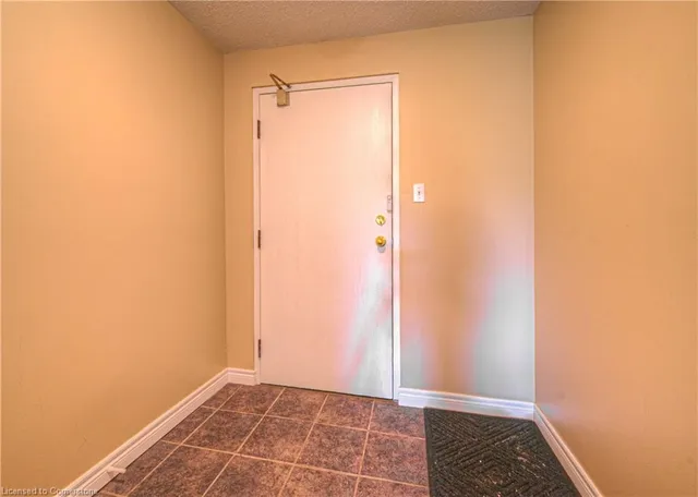 Additional image 5 of 35 Green Valley Dr Unit 1412
