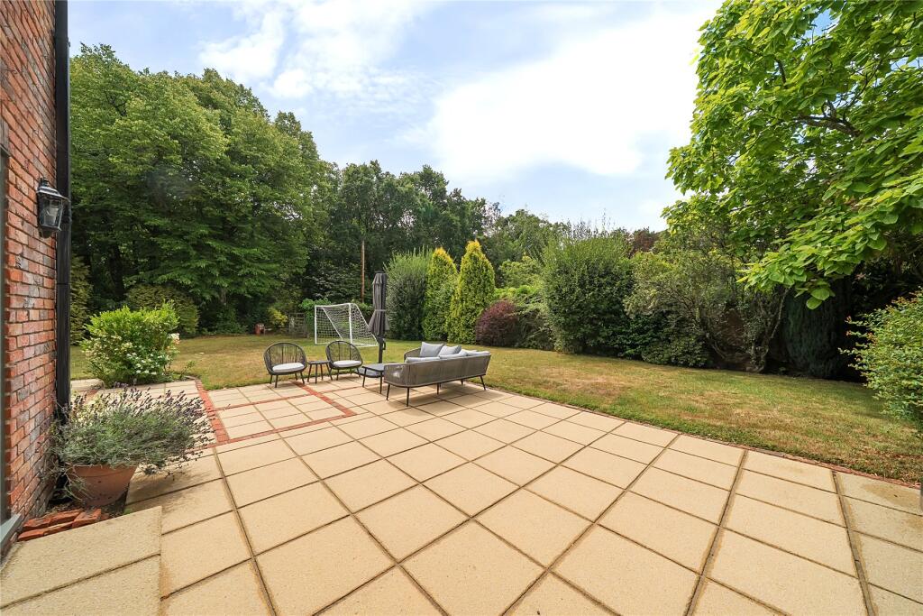 Additional image 11 of Brockenhurst Road, Eastley Wootton, New Milton, Hampshire, BH25