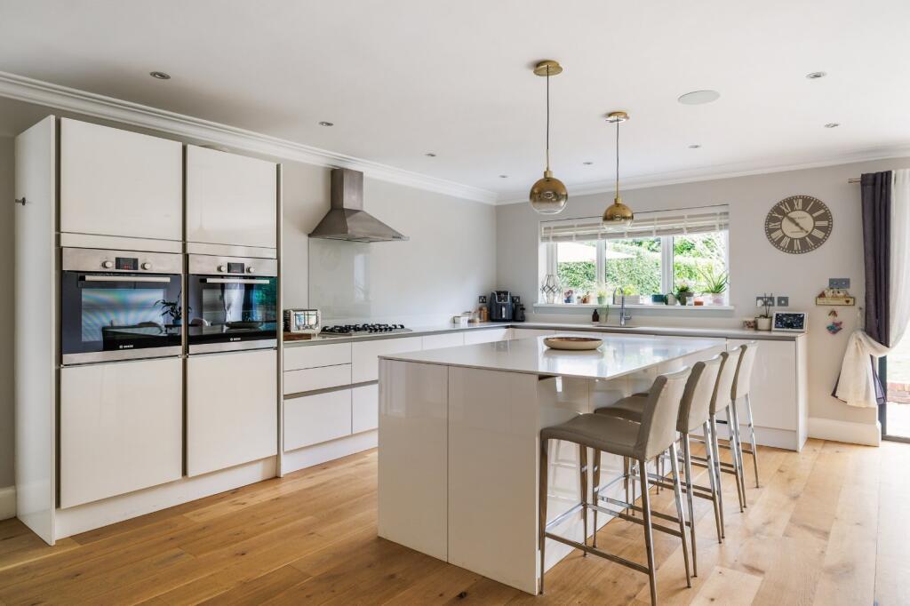 Additional image 6 of Hillside Road, Harpenden, Hertfordshire