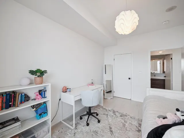 Additional image 36 of 70 Forest Manor Rd Unit PH3603