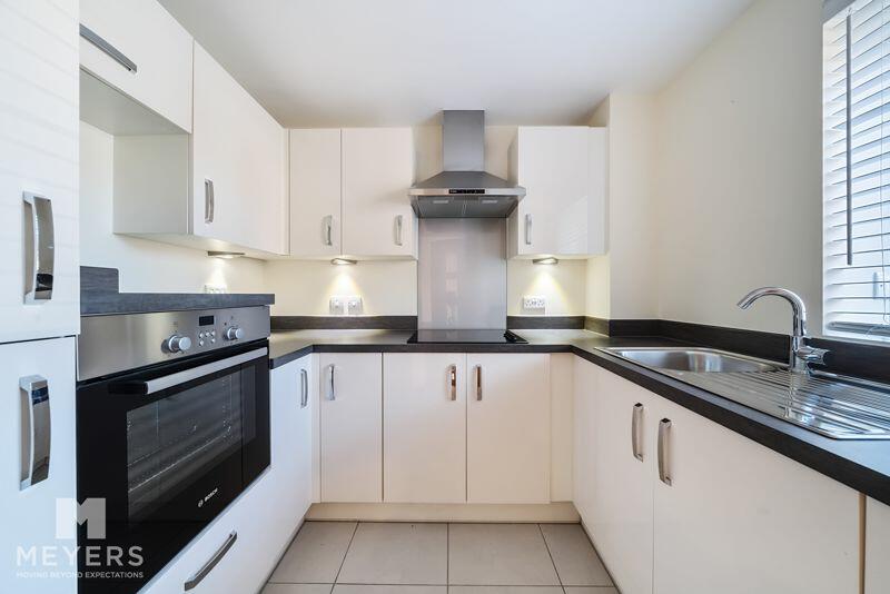 Additional image 2 of Central Broadstone, BH18