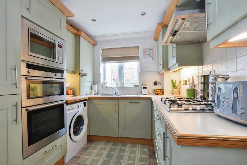 Penny Court, Ringwood