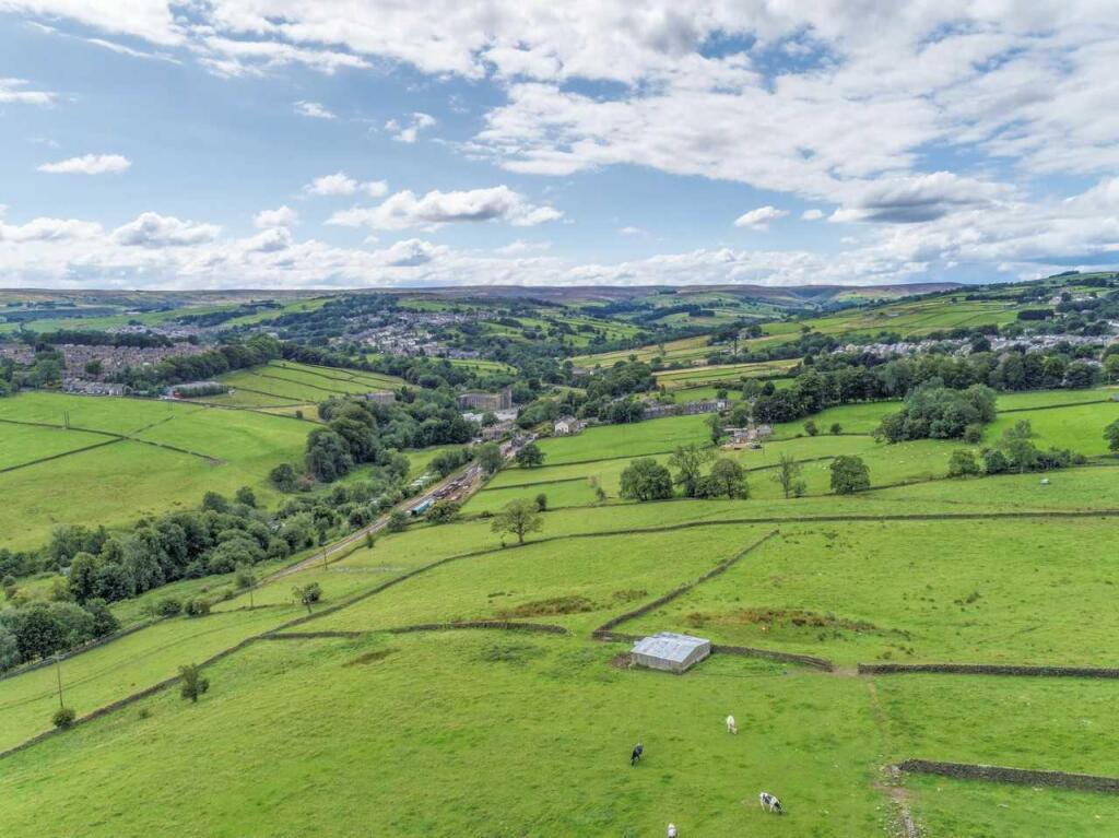Additional image 39 of Harewood Hill, Oakworth, Keighley