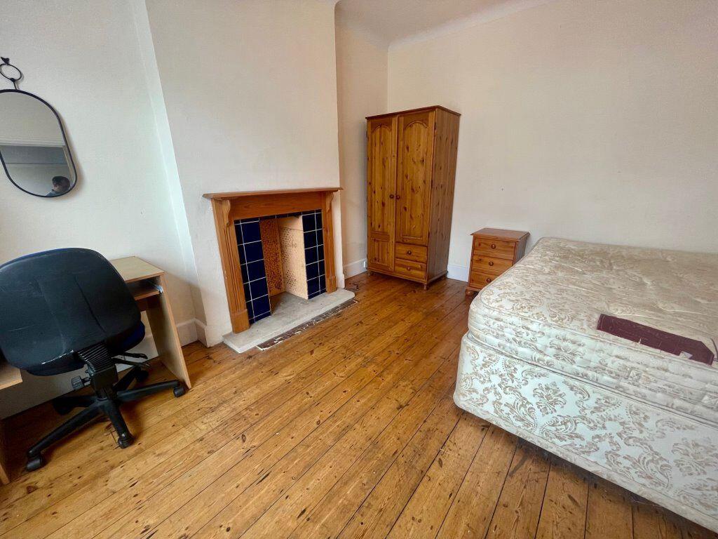 Additional image 4 of Four Bedroom Student House (P07702)