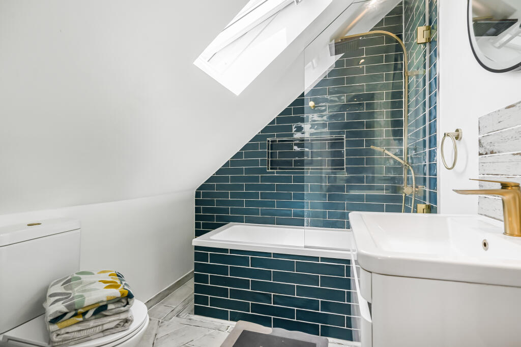 Additional image 19 of Twelve Acres, Welwyn Garden City, Hertfordshire, AL7