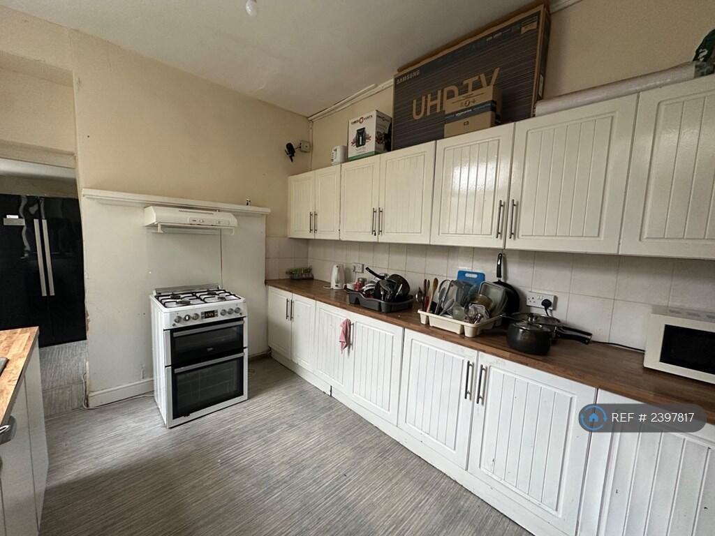 Additional image 7 of Grove Terrace, Bradford, BD7