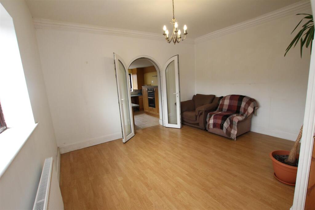 Additional image 3 of Albert Street, Egerton