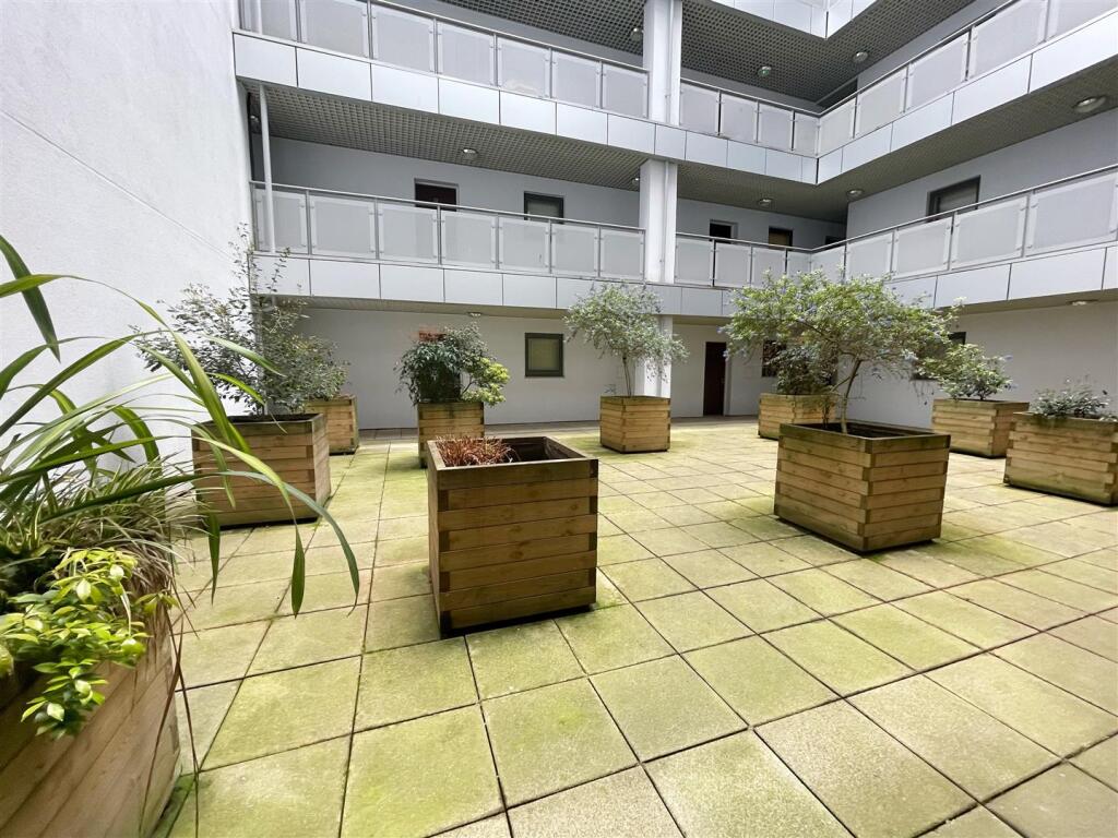 Additional image 9 of Temple House, 24 Temple Street