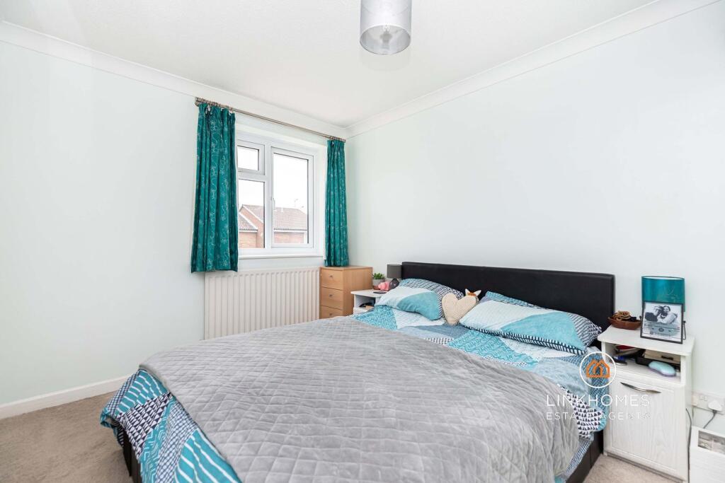 Additional image 5 of Chetnole Close, Poole, BH17