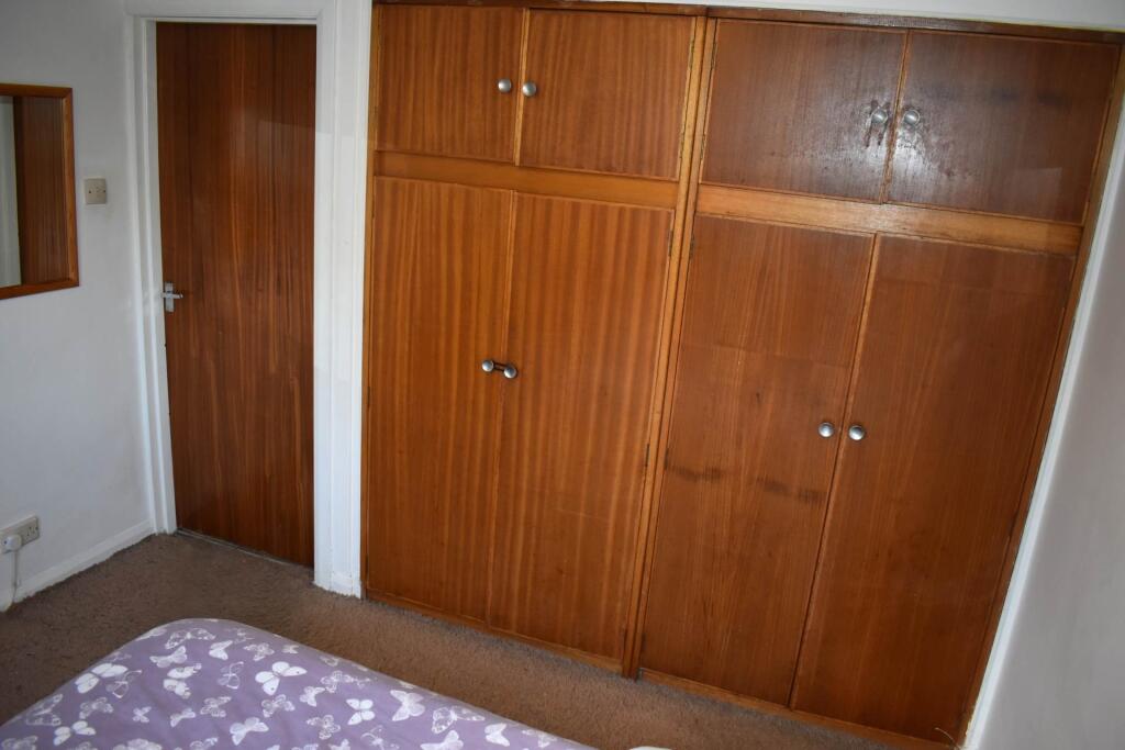 Additional image 27 of 4 or 5 Bedrooms - Riding Gate, Harwood