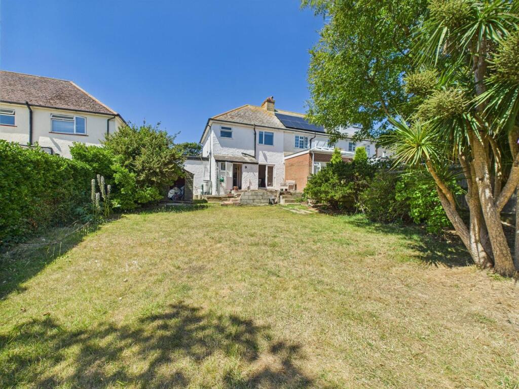 Primary image of Broomfield Avenue, Telscombe Cliffs, Peacehaven