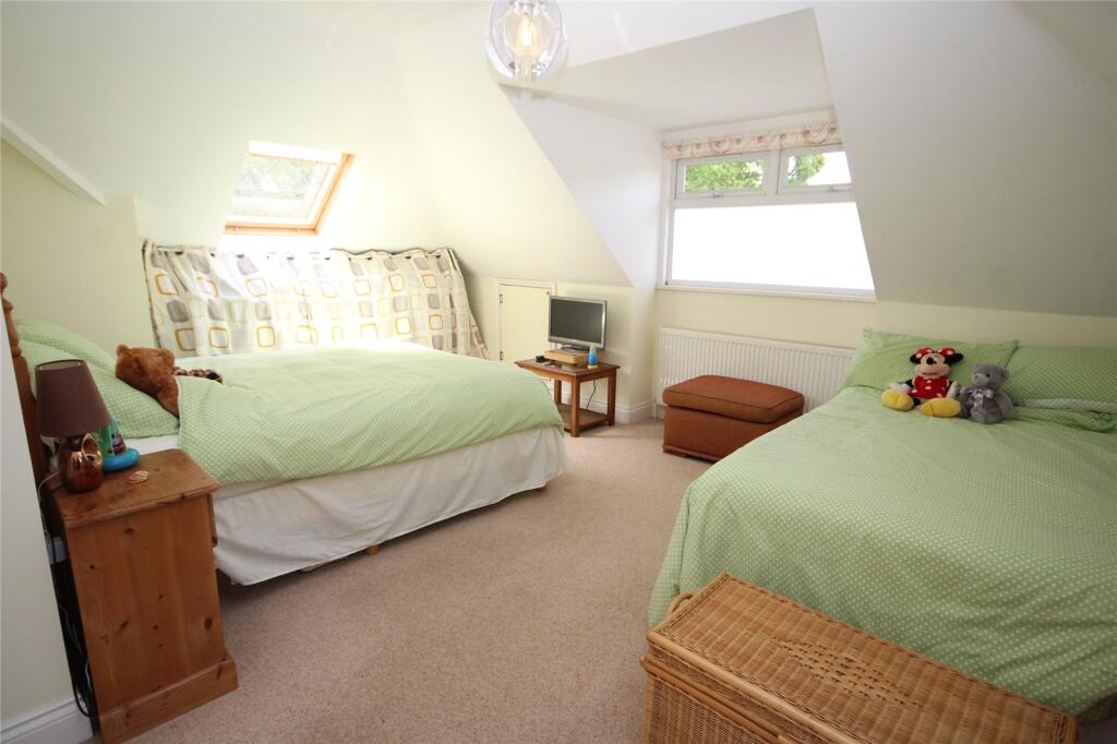 Additional image 12 of Meadow Road, New Milton, Hampshire, BH25