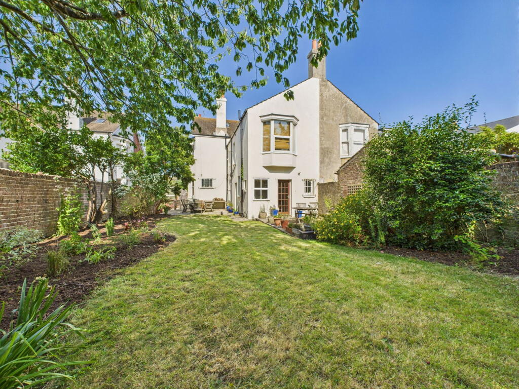 Additional image 35 of Heene Road, Worthing, BN11