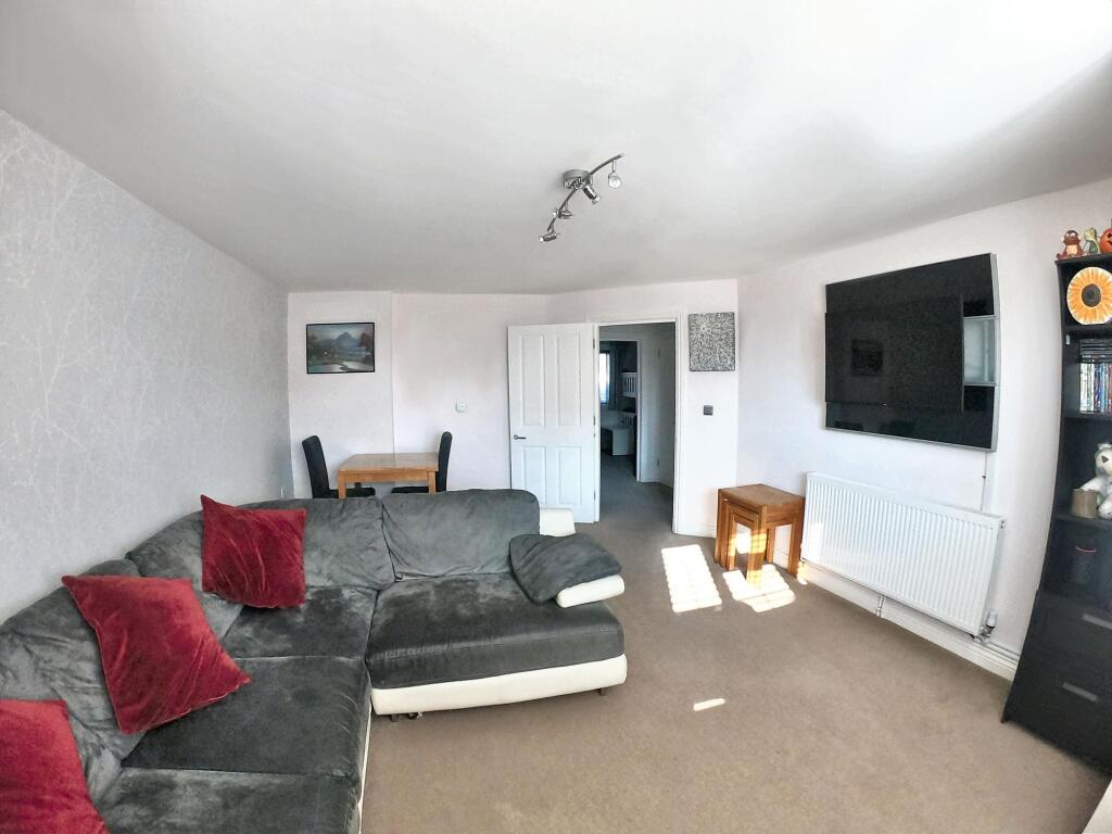 Additional image 6 of Central House, Central Avenue, Telscombe Cliffs, BN10 7LJ