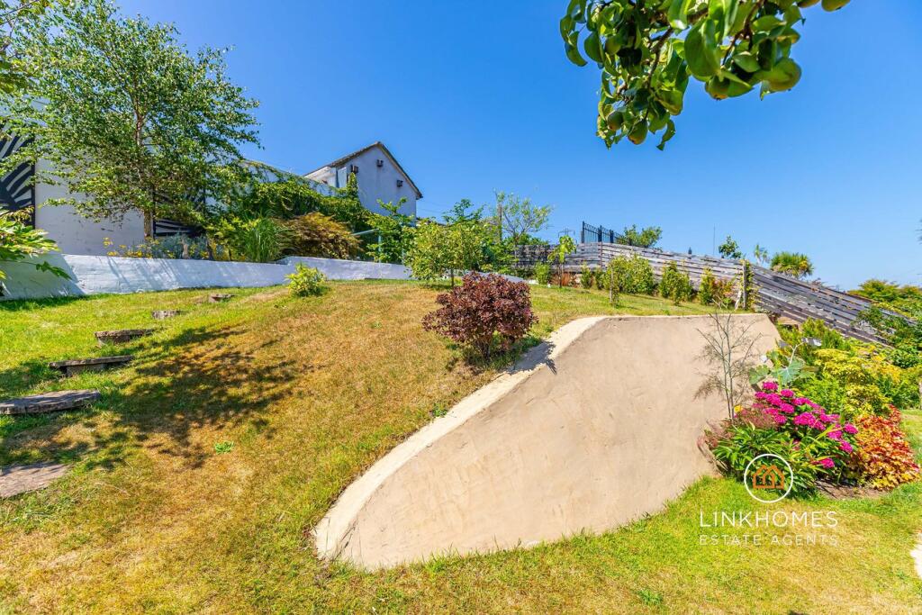 Additional image 37 of St Brelades Avenue, Poole, BH12