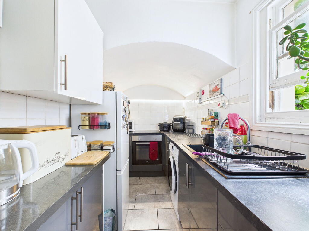 Additional image 9 of Montpelier Place, Brighton, BN1 3BF