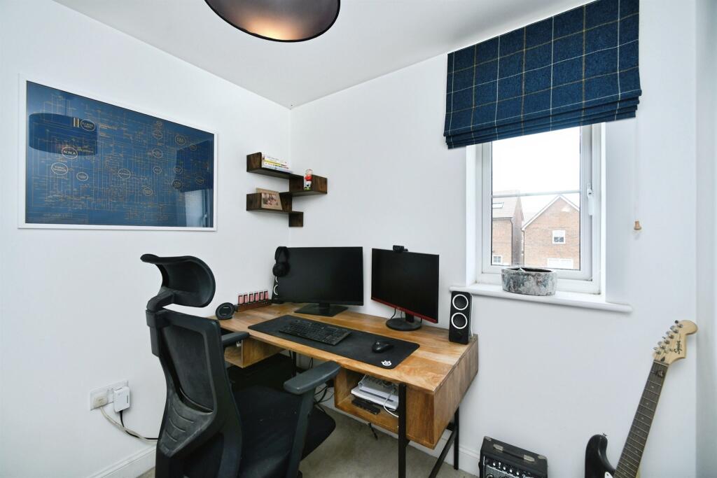 Additional image 13 of Robin Lane, Peacehaven