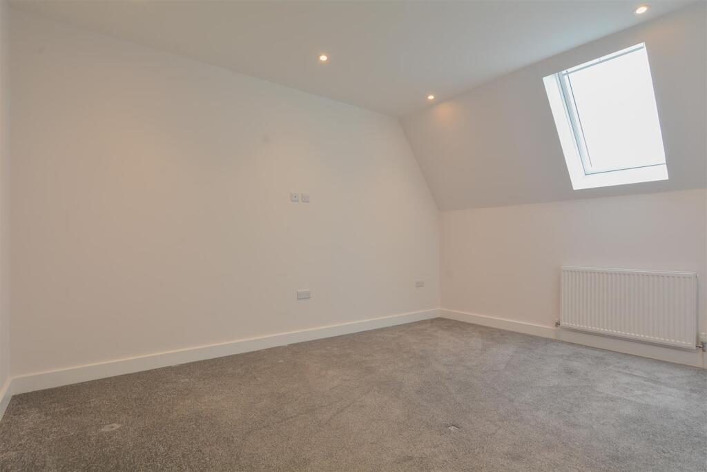 Additional image 7 of Postmasters Court, 286 Lymington Road